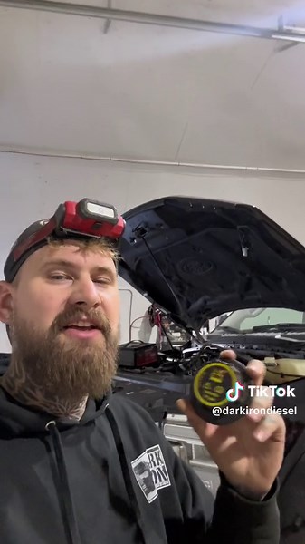 Tech tip of the day #powerstroke #mechanic #techtips