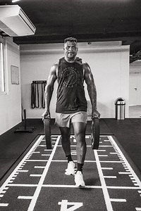 🟡Francis N'Gannou - The Predator!!! Je suis tellement fier de cette chanson et ce qu'elle représente: Le #fightingspirit à la Camerounaise, à l'Africaine. Bonne chance champion!!! | Xzafrane