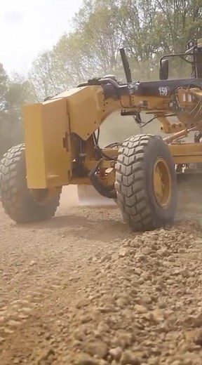 GRADER OPERATOR TRAINING AT ELLENA TRAINING INSTITUTE