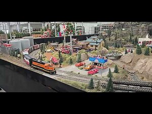 12:34 The 2025 G scale Model train layout at the Garden factory in Gates chili Rochester NY.