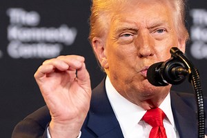 Donald Trump, Taylor Swift & more: What’s trending today