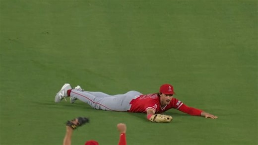 Bryce Teodosio seals the game with an incredible catch