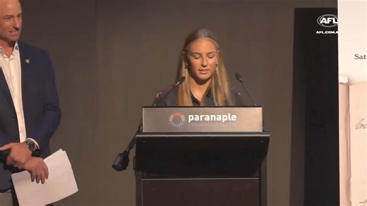 Tasmanian U18 player Jasmyn Thompson plays her part in Tasmania Football Club history 👏 | AFL Women's