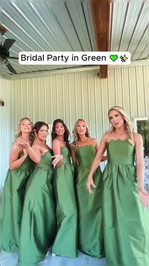 The Prettiest Green Bridesmaid Moment 💚 #wedding #bridesmaids