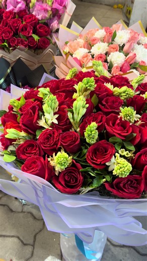 Same Day Midnight Flower Delivery in Lahore