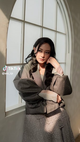 新音楽ビデオがもうすぐ公開