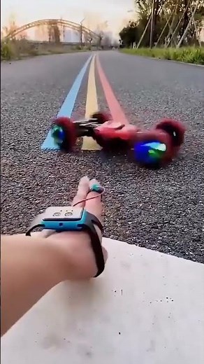 🚗 Epic Gesture Control RC Stunt Car – 4WD Off-Road Fun! 🎮