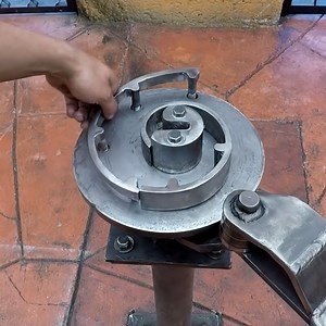 How To Metal Scroll Bender | DIY & Crafts