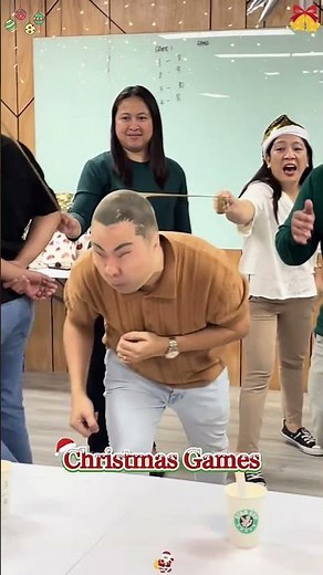 Family Feud Christmas Edition😂#foryou #funnyvideos #christmas #christmasgames