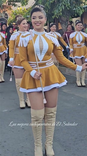 💃 Bella Cachiporrista de Banda Musical de Berlín #musicband #baile #palillonas #desfile #bastoneras