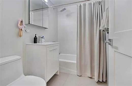 161 W 16Th St, New York, NY 10011 - For Rent