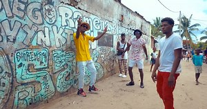 Clip vaovao 2022 . Olo Mazava - Dodé (clip officiel) directed by Mazava Pro . Son by : Swaga Man record Magnantaigna partage bobaka be boaka amin-tsika jiaby 🙏💪 Tsy Be Asaloh https://www.youtube.com/watch?v=NEIyZPBuv08 | 𝕺𝖑𝖔 𝓶𝓪𝔃𝓪𝓿𝓪