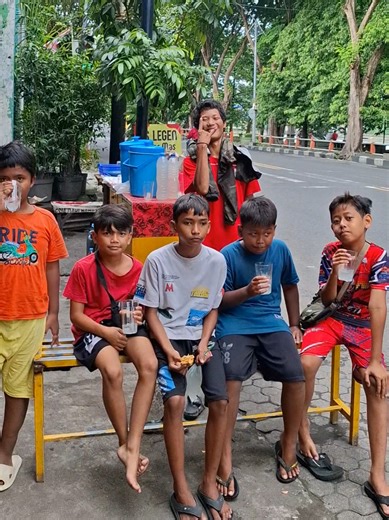 Pertemuan Pecinta Ontel di Ngagel