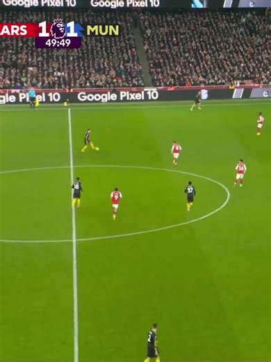 Arsenal Player Dominates Against Manchester City