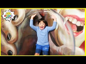 Ryan's Fun Day at the Museum of illusions and Children's Indoor Park - Videos For Kids