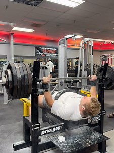 15K views · 1K reactions | Dawson @dawsonwindham just dropped the hammer with a solid 551 bench press—closer to 600 than 500 and climbing fast!  | The JoshStrength Method | Facebook