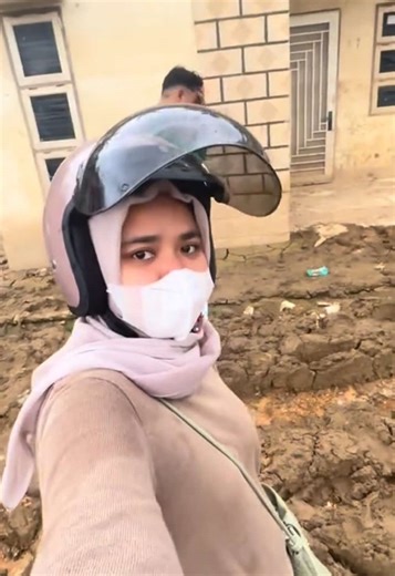 Pembersihan rumah pasca banjir