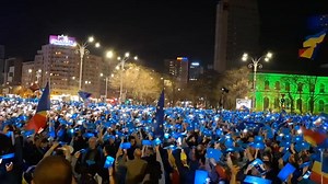 79K views · 4.8K reactions | Imnul Europei se aude din inima mittingului „EuRo Manifest”, Piaţa Victoriei din Bucureşti. | stiripesurse.ro | Facebook