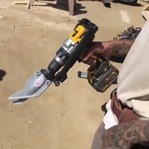 2K views · 57 reactions | The Shears you need for Fiber Cement! This week’s #TurboShearTuesday the TSF1 is built to make fast, accurate cuts in fiber cement siding, anywhere on the job with it’s one hand operation. Cuts up to 5/16th inch fiber cement siding. Tag us with your TurboShear® to be featured! Learn more about the TSF1 with the link https://bit.ly/3bNxnQe Video Credit: Stephens Brothers Construction | Malco Tools, Inc. | Facebook