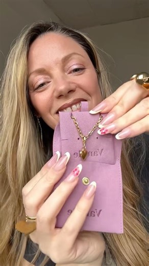 LET'S PREPARE NICOLE ASMR'S ORDER