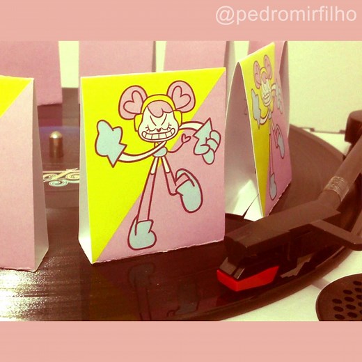 Animated Music and Dance GIFs Collection