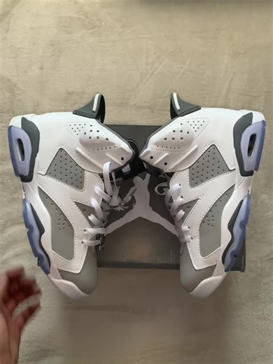 Jordan Retro 6 Cool Grey Sneakers Review 2025