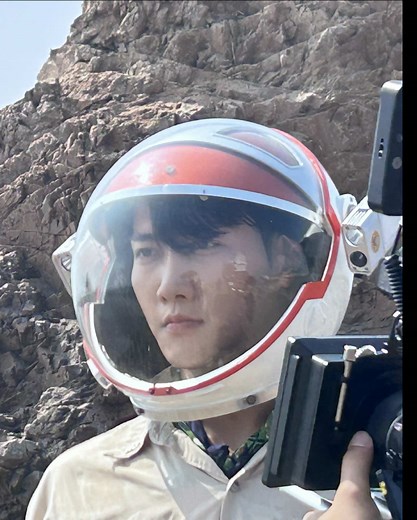 Discover the World of DamWoo: Actor and Model