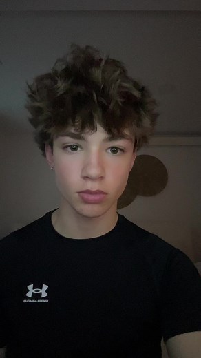 Achieve Fluffy Hair with Simplistics Sea Salt Spray