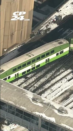 ‘Disabled’ train near Union Station causes GO Transit delays