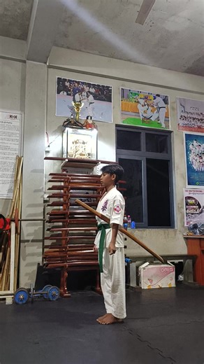 Iaijutsu (居合術) is a combative quick-draw sword technique.[1] This art of drawing the katana is one of the Japanese ko-ryū martial art disciplines in the education of the classical warrior (bushi).[2]: 50 Iaijutsu