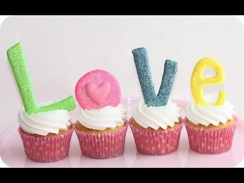 How to Frost a Cupcake - The Classic Swirl