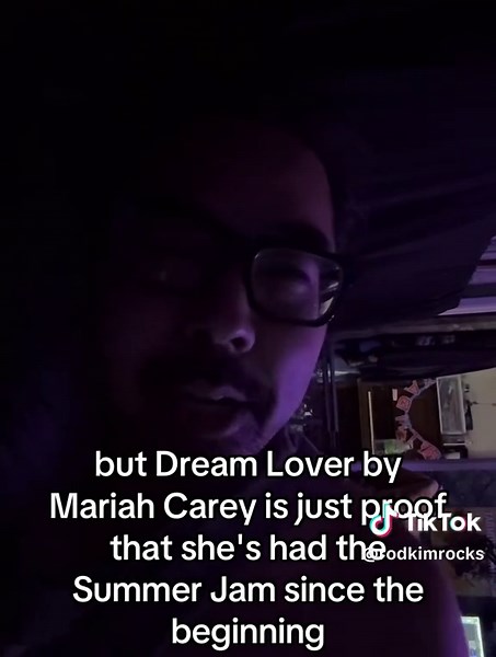 Over 30 years ago in 1993, the song “Dream Lover” by Mariah Carey brought the 90s summer vibes. #mariahcarey #dreamlover #90s #90smusic #90ssong #90ssongs #90sthrowback #90sthrowbacks #90sthrowbacksong #90sthrowbacksongs #90skid #90skids