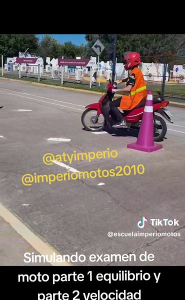 Examen de moto parte 1 y parte 2 #examen #exámenes #examendemanejo #examenpractico #examendeconducir #examendemoto #licenciadeconducir #aprendiendoentiktok #motoescuela