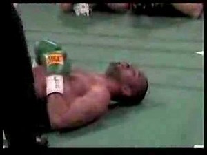 Andy Lee KO's Carl Daniels