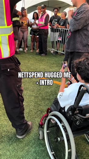 NETTSPEND HUGGED ME #nettspend #hunchoteo #summersmash #undergroundmusic #earlylifecrisis