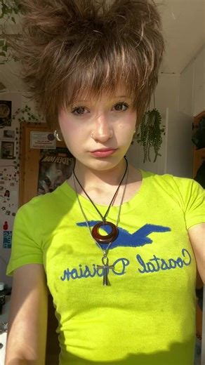 valle ⋆˚꩜｡ (@radioheadloverin)’s videos with girls on girls - n.ss