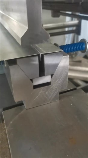#pressbrake #pressbrakecnc #pressbraketooling