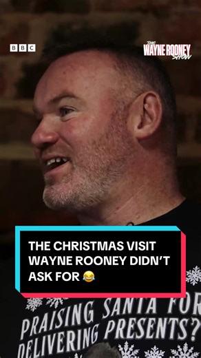 When Wayne Rooney got a hospital visit…from the Liverpool team! 😬🎅 #rooney #premierleague #football #MUFC