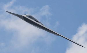 米空軍の旧型RQ-4退役を決意させた張本人、新型無人偵察機｢RQ-180｣とは？