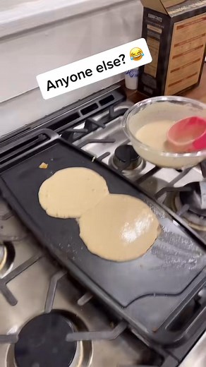 3.4K views | I can make a table, but not the food to go on it! #asmrvideo #woodtok #pancakes #dadcooked #learnontiktok #branding #dadsoftiktok #howto #JBLGreekOut #icantcook | Bruce Alexander | Facebook