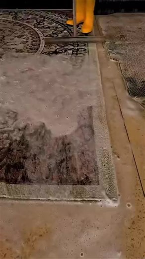 Relaxing ASMR Cleaning of Windows and Carpets