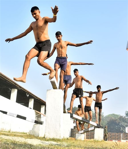 Varanasi News: अग्निवीर परीक्षा 30 जून से, कर लें ये तैयारी, कलर प्रिंट आउट और आधार कार्ड लाना अनिवार्य