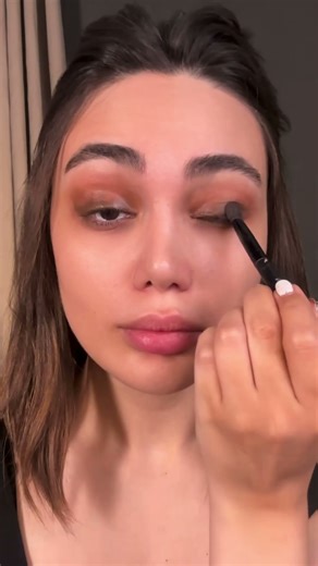 Soft Glam Eyeshadow Tutorial | Lifted Natural Look