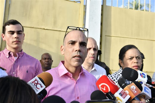 “El mejor regalo que puede darle Redondo a la familia Llenas Aybar es irse del país”, afirma jurista