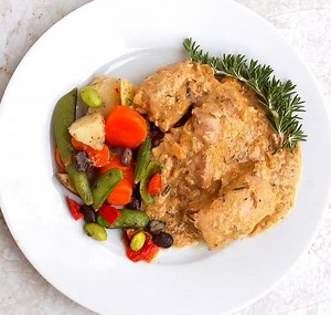 Easy WW Slow Cooker Maple Mustard Chicken - Simple Nourished Living