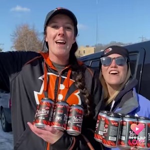 WOW! Check out the lines for Hudepohl Beers release of limited edition Hu-Dey cans in celebration of the Bengals' run to the 2022 Super Bowl. More >> https://bit.ly/3urxwVQ | WLWT