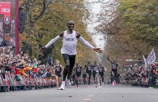 Eliud Kipchoge's quick and simple (but tough) core workout - Canadian Running Magazine
