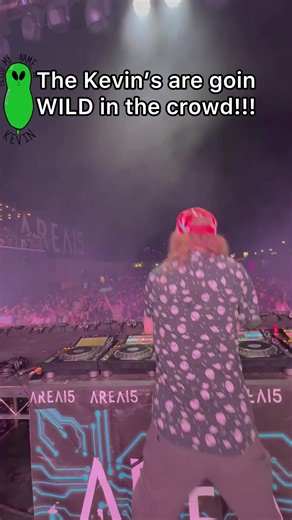 4.4K views · 95 reactions | Say it back, WE LOVE KEVIN!殺What’s ure best Kevin moment?!#dubstep #edmmusic #headbanger #kevin #fyp | AHEE | Facebook