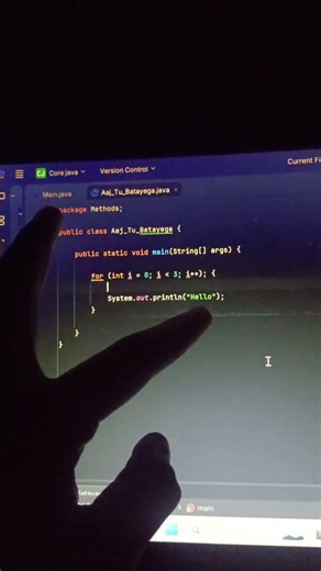 kuch notice Kiya code me. #coding #error #it #javascript #java #javaprogramming #code