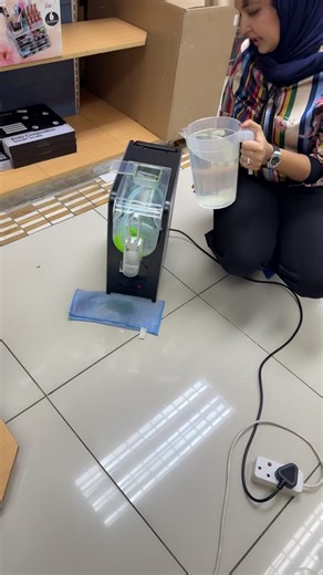 Easy Cleaning Process Demonstration